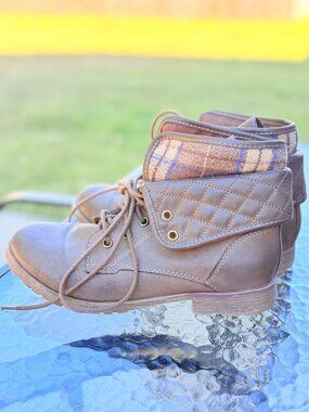 Rock & Candy Spraypaint-Q 7.5 Brown Plaid Combat Boots Y2K Grunge Moto 4347